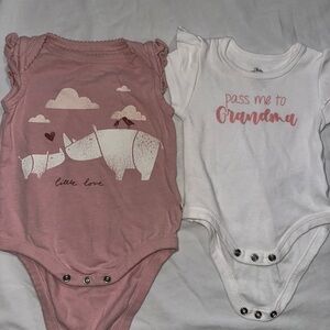 2-pack ruffle sleeve baby girls' onesies bundle